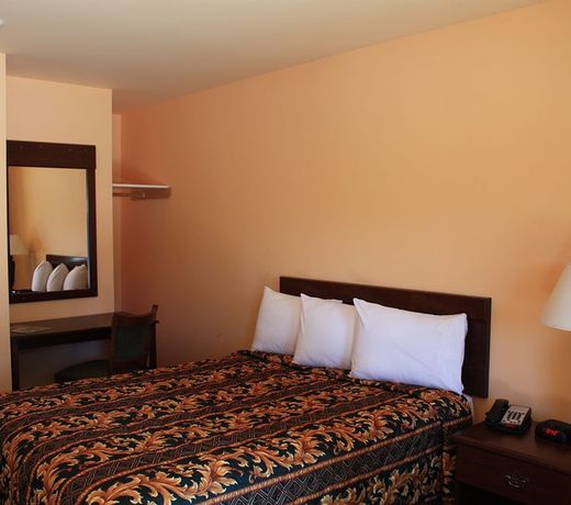 Gold Trail Motor Lodge