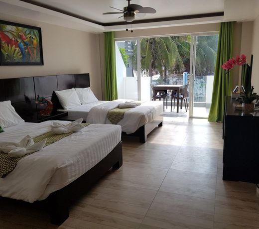 Casa Almarenzo Bed and Breakfast Resort