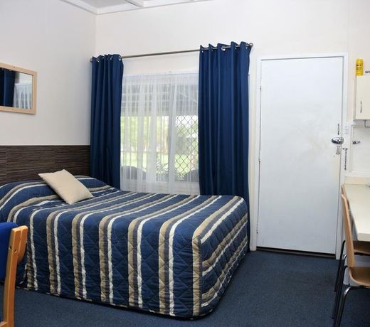 Chinchilla Motel