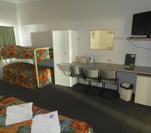 Tropical Gardens Motor Inn