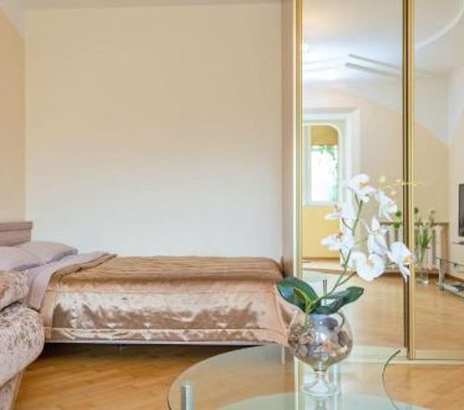 Dollar House Apartment