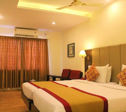 Hotel Yasodha Towers
