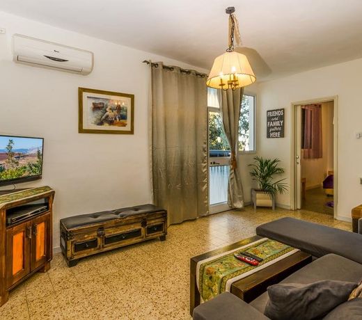 Beautiful Countryside House