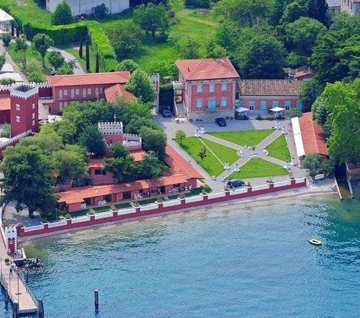 VILLA GARUTI VILLAGE