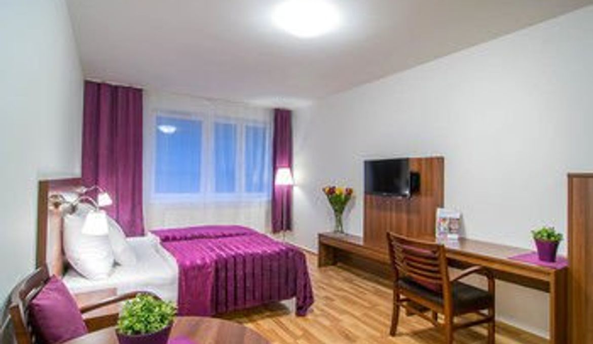 Eliska Tower Apartments Prague