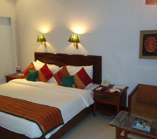 Hotel Chandela
