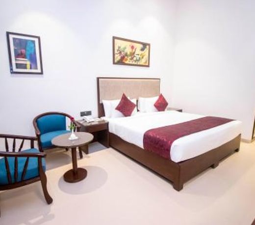 7 Apple Resort Lonavala