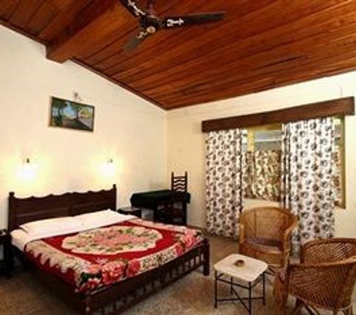Forest Hills Farm And Guest House