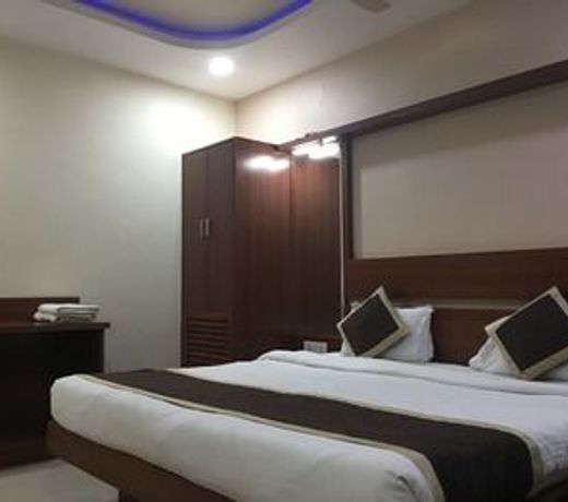 Hotel Sunset Inn Mount Abu With Swimming Pool