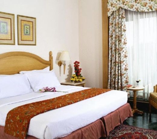Savoy Suites Noida