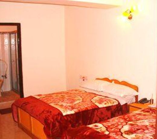 Lake View Inn by OYO Rooms