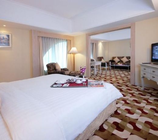 Berjaya Waterfront Hotel
