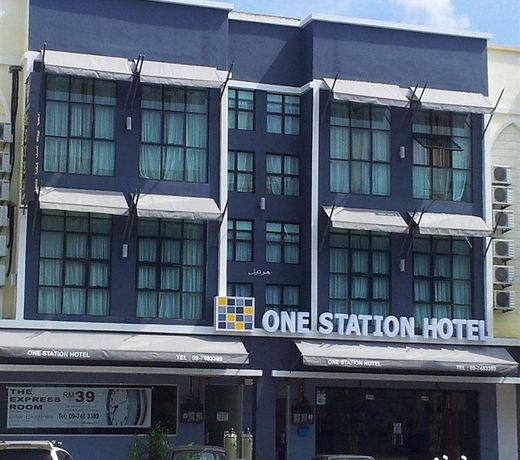 THE ONE STATION HOTEL