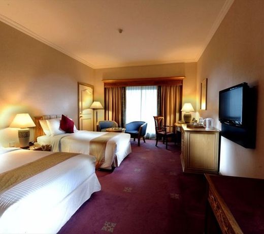 Puteri Wing - Riverside Majestic Hotel