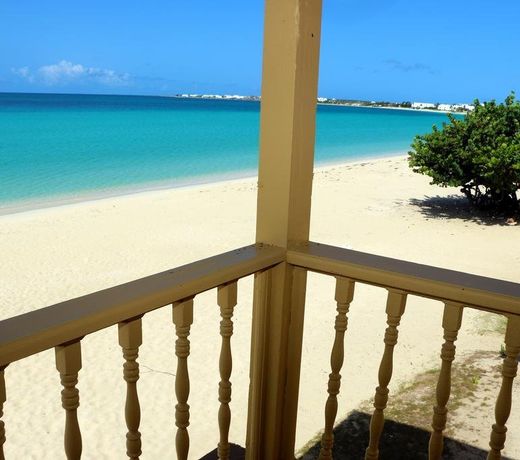 Rendezvous Bay Hotel