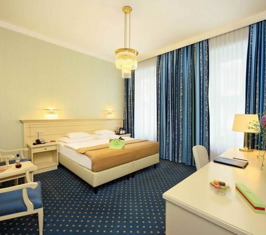 Hotel De France