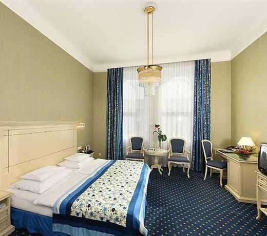 Hotel De France