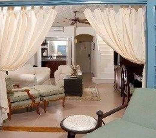 Savannah Beach Hotel