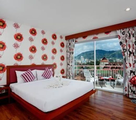 B-BOSSA PATONG HOTEL