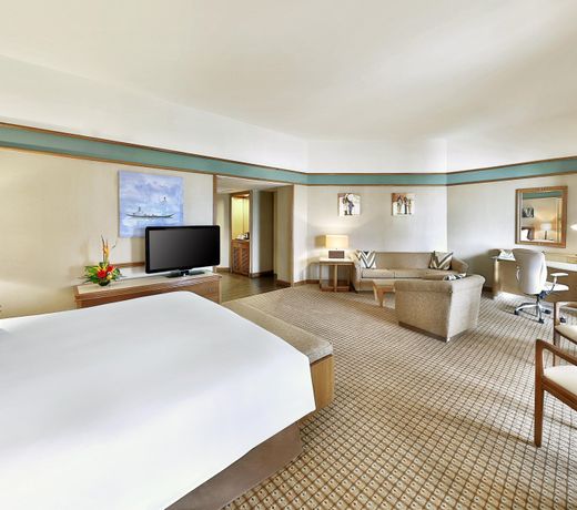 Hilton Yaounde