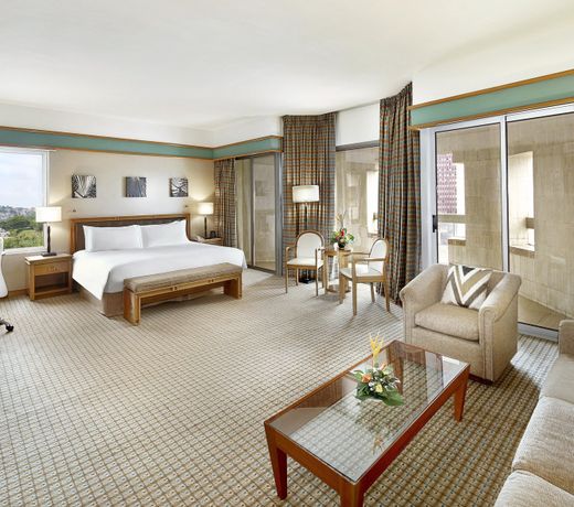 Hilton Yaounde