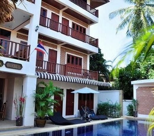 Baan Chayna Hotel