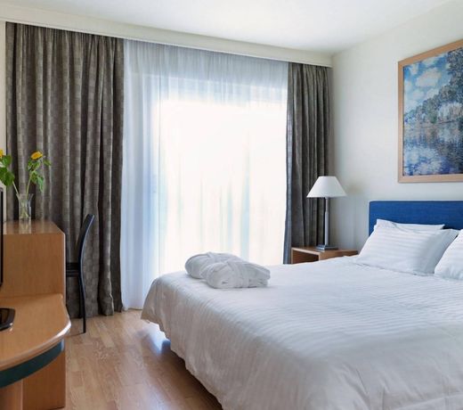 Blazer Suites Hotel