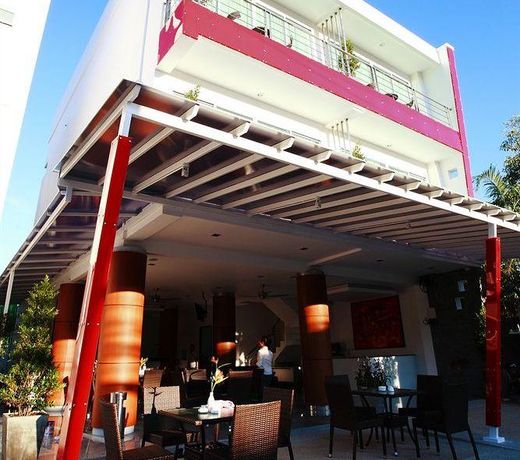 Baan Sabai Hotel