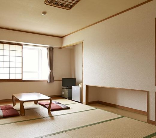 Shiga Lake Hotel