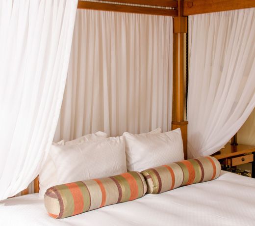 Kanucha Bay Hotel & Villas