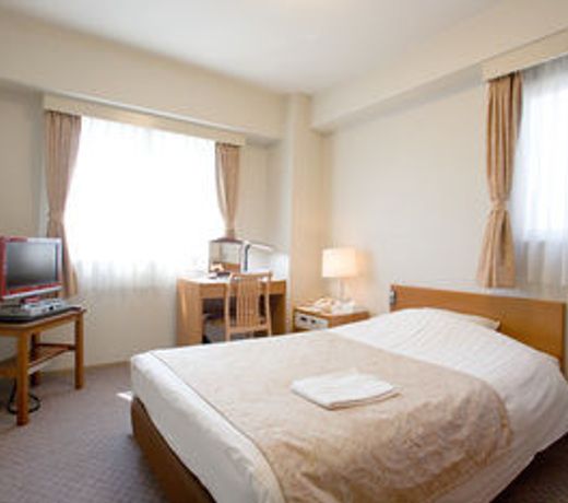 Kishibe Station Hotel