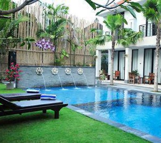 Puri Maharani Boutique Hotel