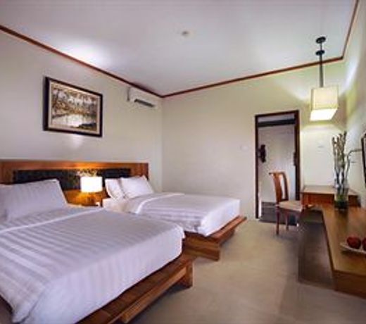 ASTON Sunset Beach Resort - Gili Trawangan