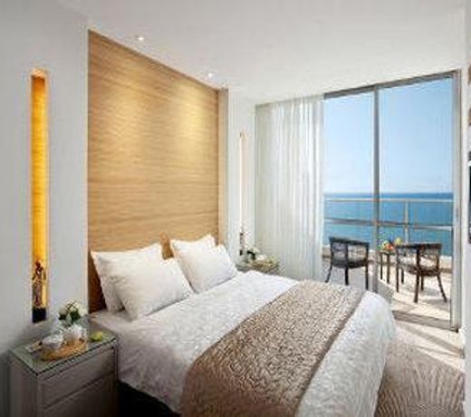 Ramada Hotel & Suites by Wyndham Netanya