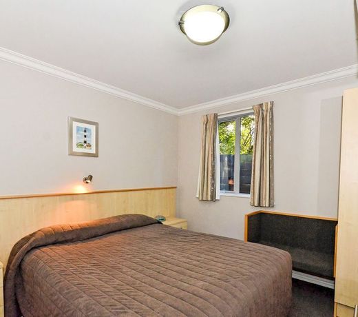 The Hotel Nelson