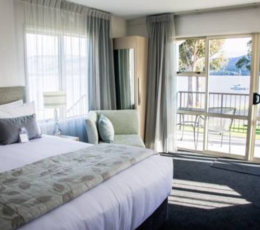 Radfords Lakeview Motel