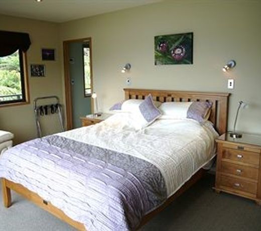 Okiwa Bay Lodge