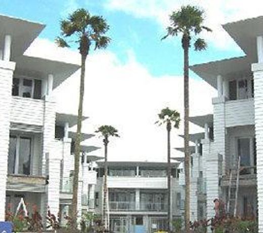 The Waterfront Suites - Heritage Collection