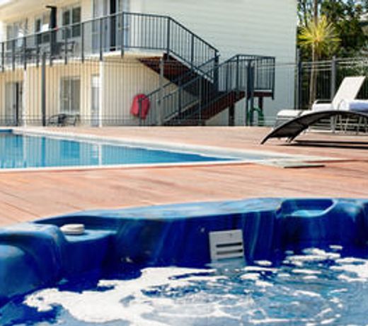 Averill Court Motel