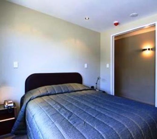 Edgewater Palms Apartments