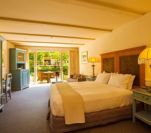 Nugget Point Resort and Spa