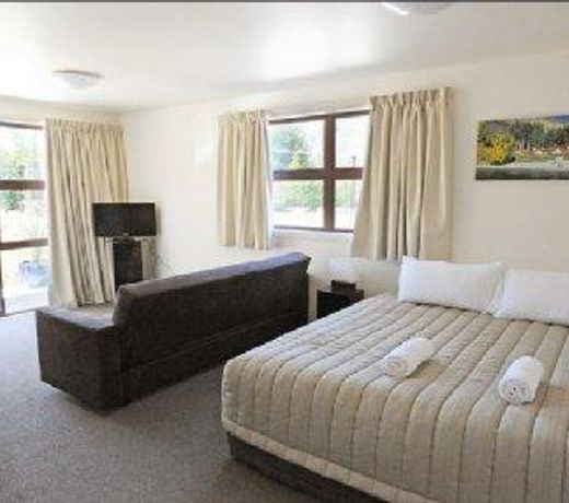 Shotover Lodge