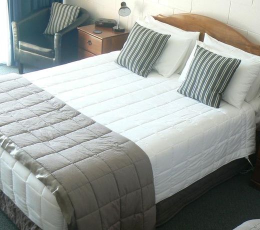 289 Midway Motel