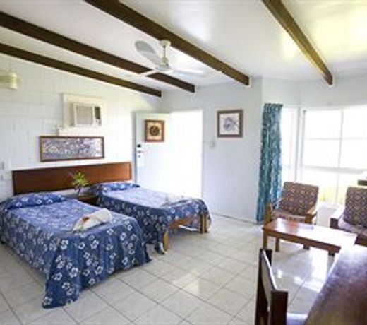 Madang Lodge Hotel