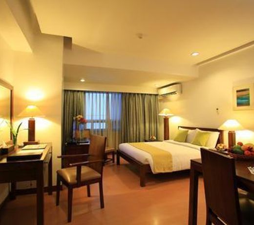 The Malayan Plaza Hotel