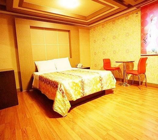Charmant Motel