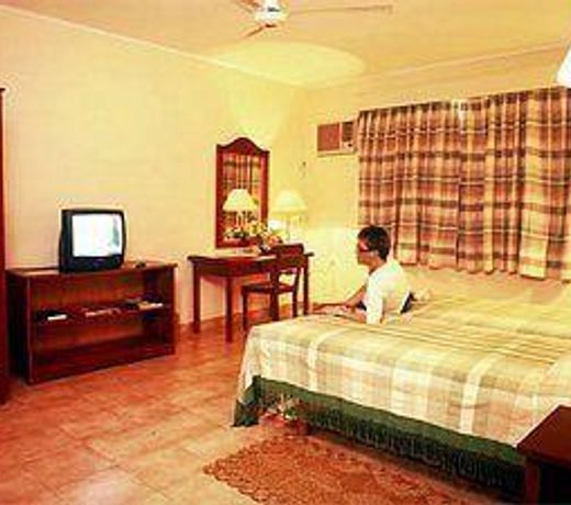 Tamarind Tree Hotel