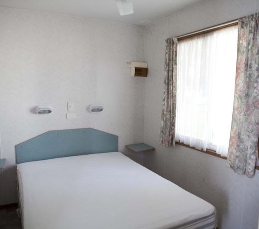 Strayleaves Caravan Park