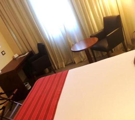 Howard Johnson Hotel Yerba Buena