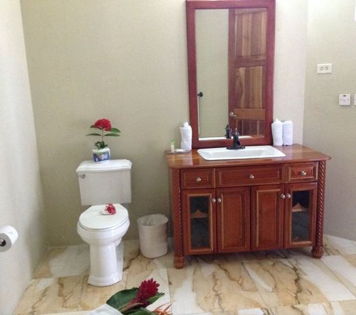 Waters Edge Guest House